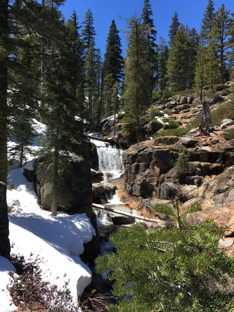 5 Sierra Waterfalls to Hike this Summer