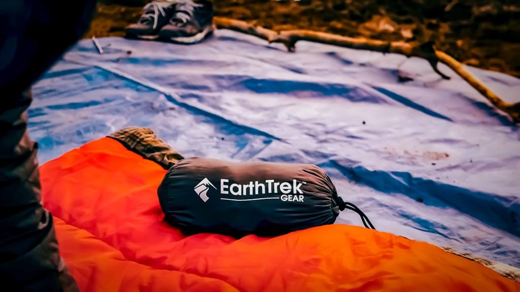 extra-large-comfy-travel-sleepingbag-liner-on-camping-mat